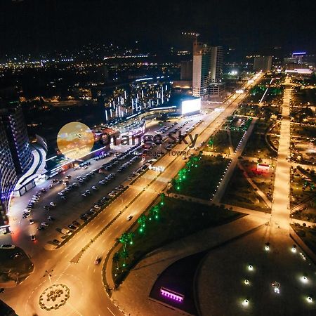 Orange Sky Apartments Beach Tower Batumi Kültér fotó