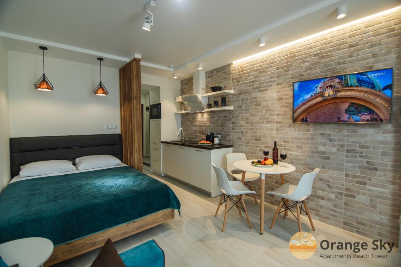 Orange Sky Apartments Beach Tower Batumi Kültér fotó