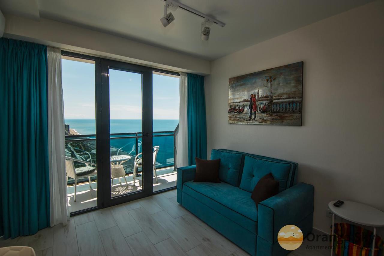 Orange Sky Apartments Beach Tower Batumi Kültér fotó